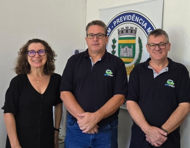 Visita  do Presidente da APEPREV, Márcio Apolinário e do Assessor Jurídico Luiz Carlos Milharesi-24/